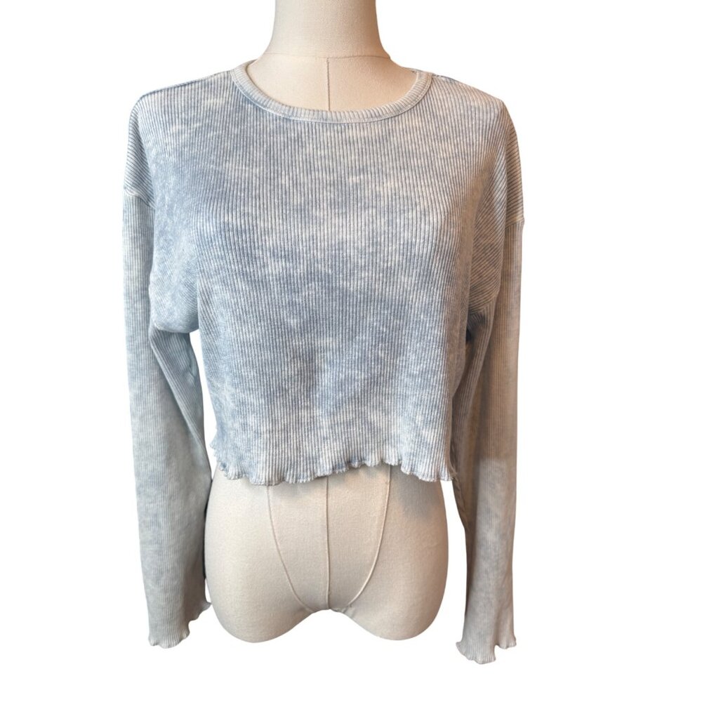 2/$30 Zara Medium Light Blue Ribbed Knit Long Sleeve Crop Top